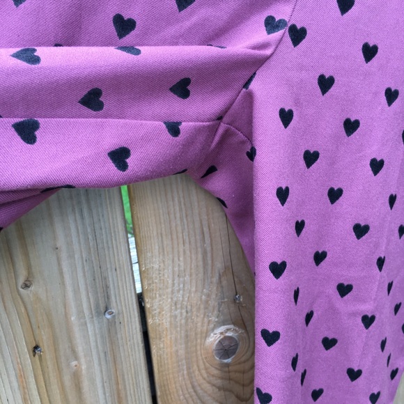 Topshop Heart Cropped Pants. Dusty Rose with black hearts. Women’s US 8 … - Picture 8 of 16